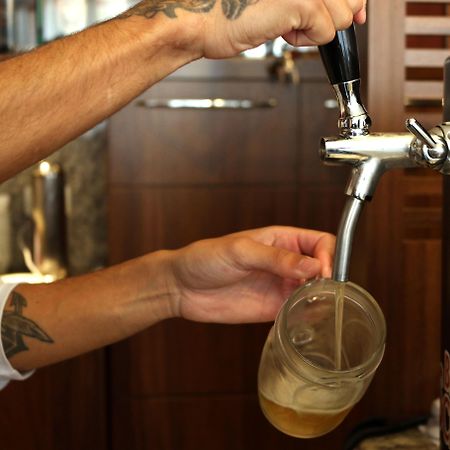 圣胡安行政酒店 库里提巴 外观 照片