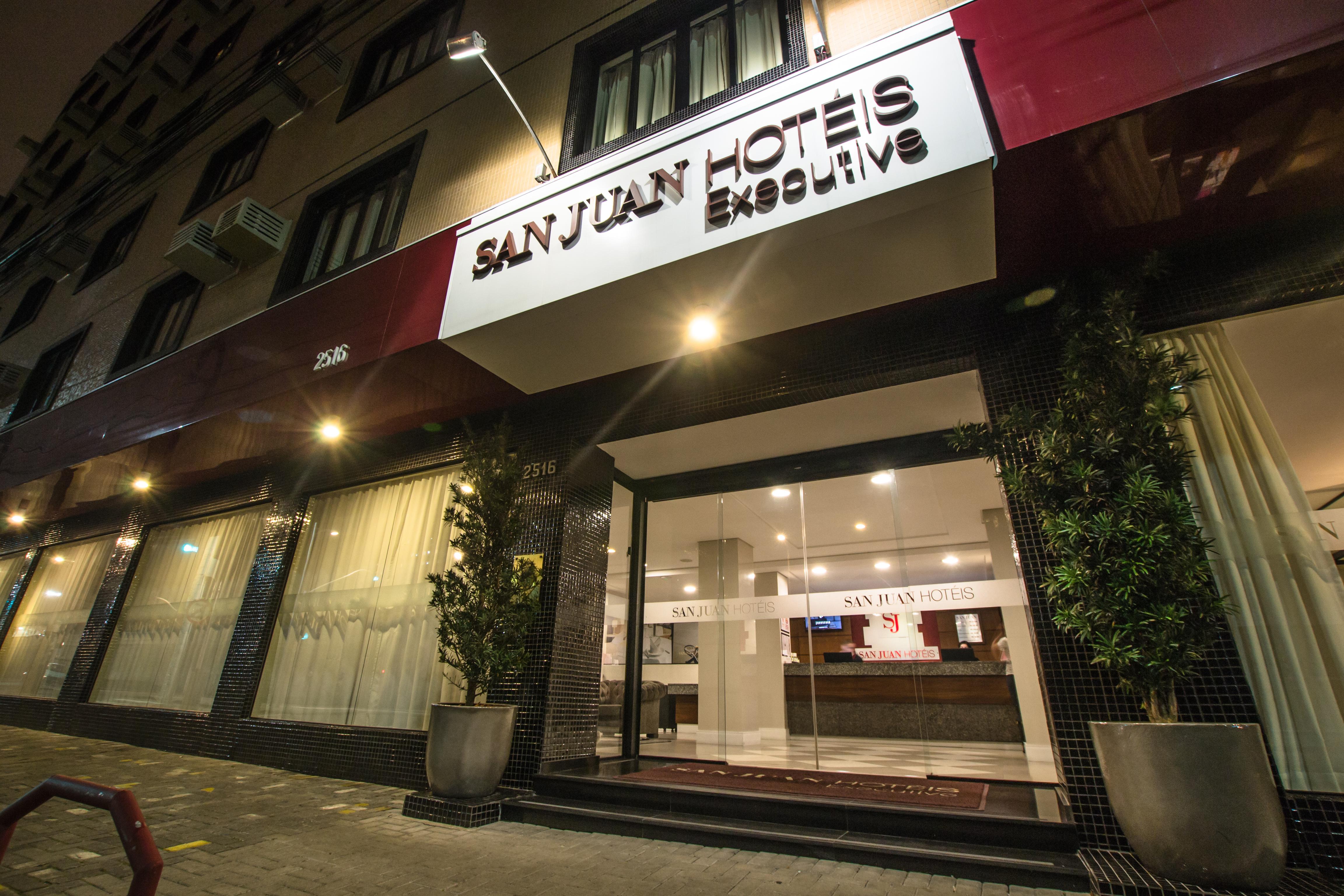 圣胡安行政酒店 库里提巴 外观 照片